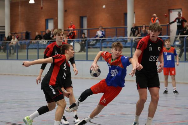 💙❤️ Unsere MJA verliert das Auswärtsspiel 36:37 gegen den @SV Irxleben 1919 e.V. 
Fotos von Marie 💙❤️