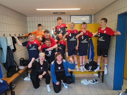 💙❤️ AUSWÄRTSSIEG! 😎 Unsere MJC gewinnt in SG Kühnau 37:47 und krönt sich zum Anhaltoberliga-Meister. Geile Sache Jungs! 
💙❤️🥇💙❤️