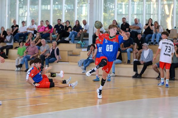 💙❤️ Hier kommen die Bilder zum Spiel unserer MJA gegen den @SVOebisfelde1895 
Fotos von Marie 💙❤️