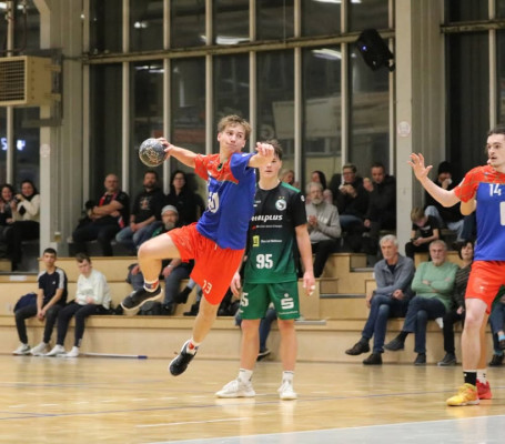 💙❤️ Hier kommen die Bilder zum Spiel unserer MJA gegen den USV Halle Handball 
Fotos von Marie 💙❤️