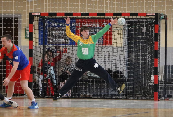 💙❤️ Unsere MJA verliert gestern das Heimspiel gegen den @BSV 93 Magdeburg 27:34 
Fotos von Marie 💙❤️