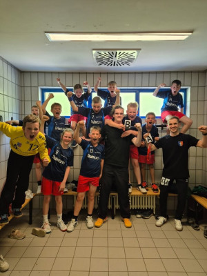 💙❤️ AUSWÄRTSSIEG! 🥳 Unsere gemischte E-Jugend gewinnt 12:33 gegen den SG Kühnau II 💙❤️