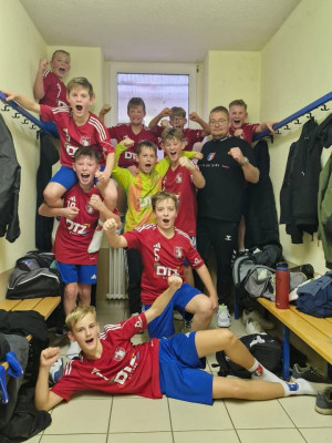 💙❤️AUSWÄRTSSIEG! 🥳 Unsere MJD gewinnt souverän 41:21 gegen den TSV Blau-Weiß Brehna-Handball Sehr stark Jungs 💪🏻😎💙❤️