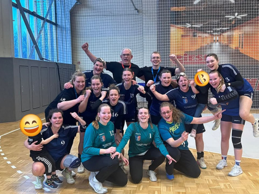 💙❤️ HEIMSIEG! 😎 Unsere Frauen gewinnen 20:17 gegen den SV Finken Raguhn e.V. 
Stark Mädels 🤩💙❤️